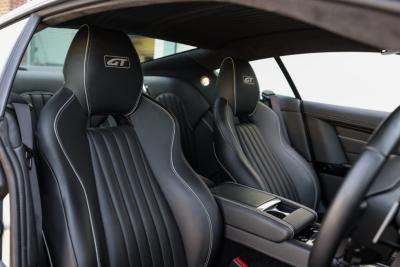 2016 Aston Martin DB9