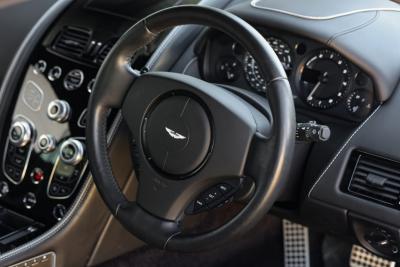2016 Aston Martin DB9