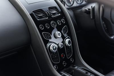 2016 Aston Martin DB9