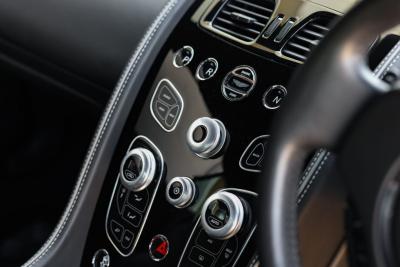 2016 Aston Martin DB9