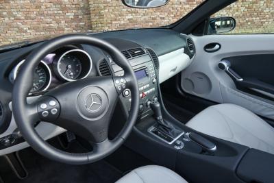 2005 Mercedes - Benz SLK 280 &ldquo;Benitoite Blue with Alpaca&rdquo;