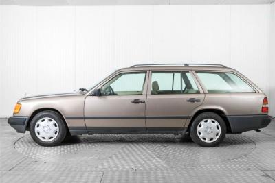 1986 Mercedes - Benz 300TD automaat W124