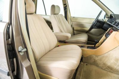 1986 Mercedes - Benz 300TD automaat W124