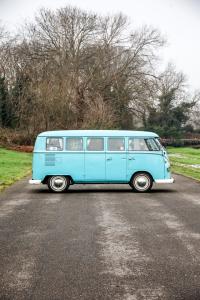 1966 Volkswagen Type 2 Split Screen (Microbus) 13 Window