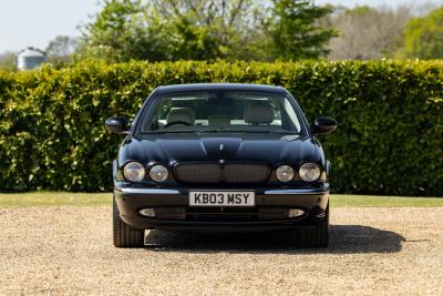 2003 Jaguar XJR