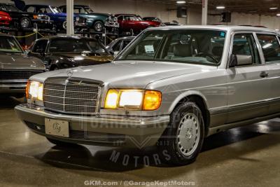 1991 Mercedes - Benz 560-Class