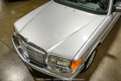 1991 Mercedes - Benz 560-Class