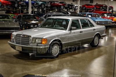 1991 Mercedes - Benz 560-Class
