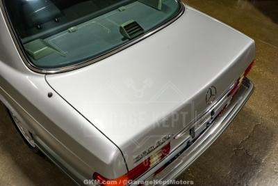 1991 Mercedes - Benz 560-Class