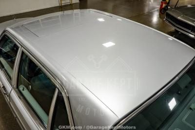 1991 Mercedes - Benz 560-Class