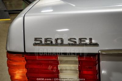 1991 Mercedes - Benz 560-Class