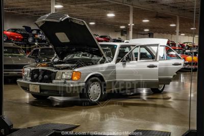 1991 Mercedes - Benz 560-Class