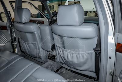 1991 Mercedes - Benz 560-Class