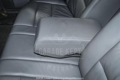 1991 Mercedes - Benz 560-Class
