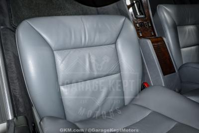 1991 Mercedes - Benz 560-Class