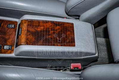 1991 Mercedes - Benz 560-Class