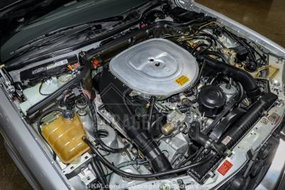 1991 Mercedes - Benz 560-Class