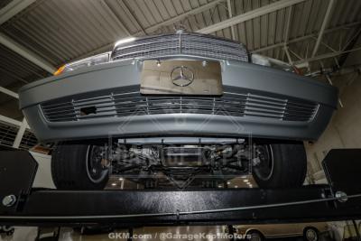 1991 Mercedes - Benz 560-Class
