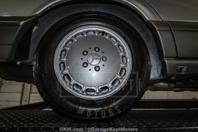 1991 Mercedes - Benz 560-Class