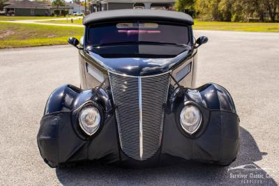 1937 Ford Cabriolet
