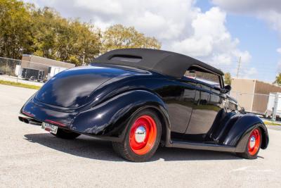 1937 Ford Cabriolet