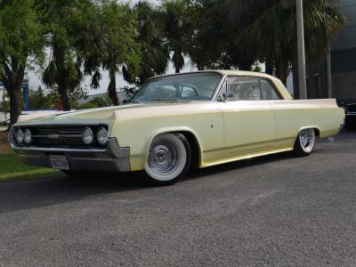 1964 Oldsmobile Dynamic Eighty Eight Restomod