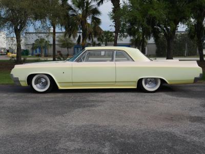 1964 Oldsmobile Dynamic Eighty Eight Restomod