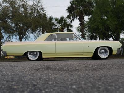 1964 Oldsmobile Dynamic Eighty Eight Restomod