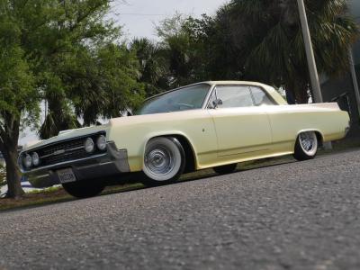 1964 Oldsmobile Dynamic Eighty Eight Restomod