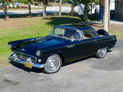 1956 Ford Thunderbird
