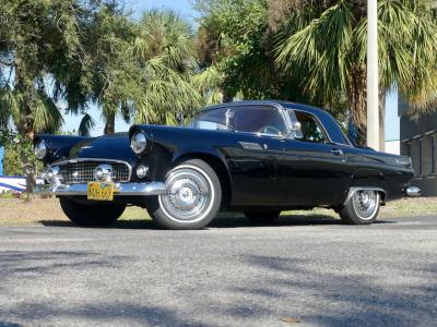 1956 Ford Thunderbird