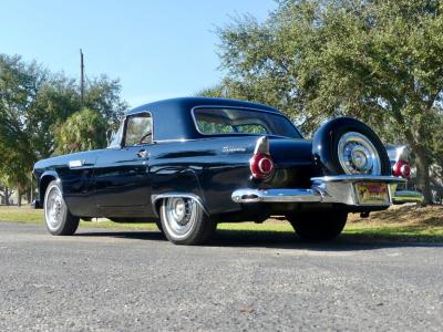 1956 Ford Thunderbird