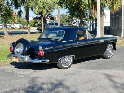 1956 Ford Thunderbird