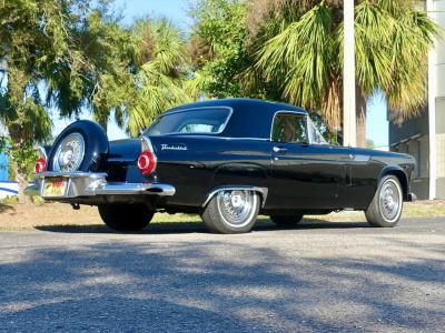 1956 Ford Thunderbird
