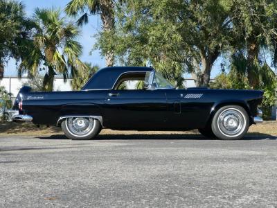 1956 Ford Thunderbird