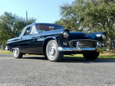1956 Ford Thunderbird