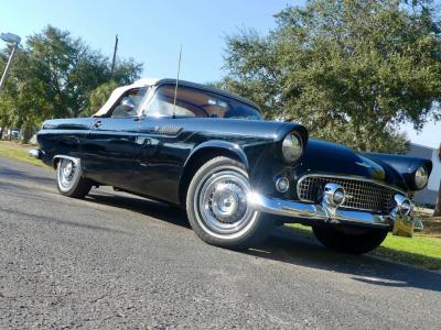 1956 Ford Thunderbird