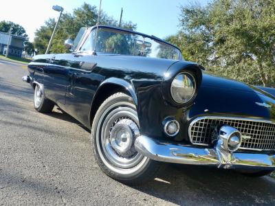 1956 Ford Thunderbird