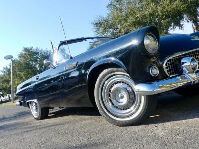 1956 Ford Thunderbird