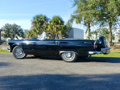1956 Ford Thunderbird