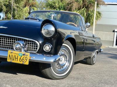1956 Ford Thunderbird