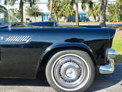 1956 Ford Thunderbird