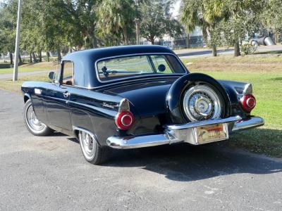 1956 Ford Thunderbird