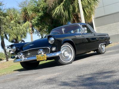 1956 Ford Thunderbird
