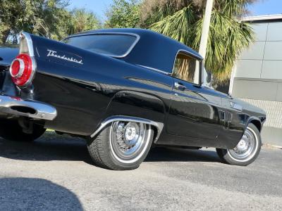1956 Ford Thunderbird