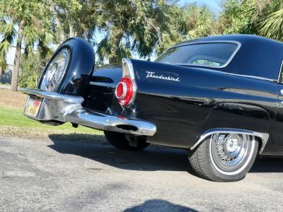 1956 Ford Thunderbird