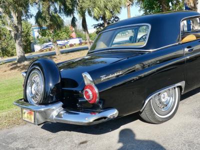 1956 Ford Thunderbird