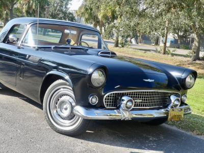 1956 Ford Thunderbird
