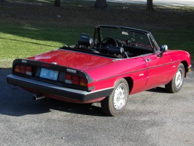 1986 Alfa Romeo Spider Graduate