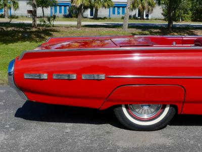 1962 Ford Thunderbird Convertible